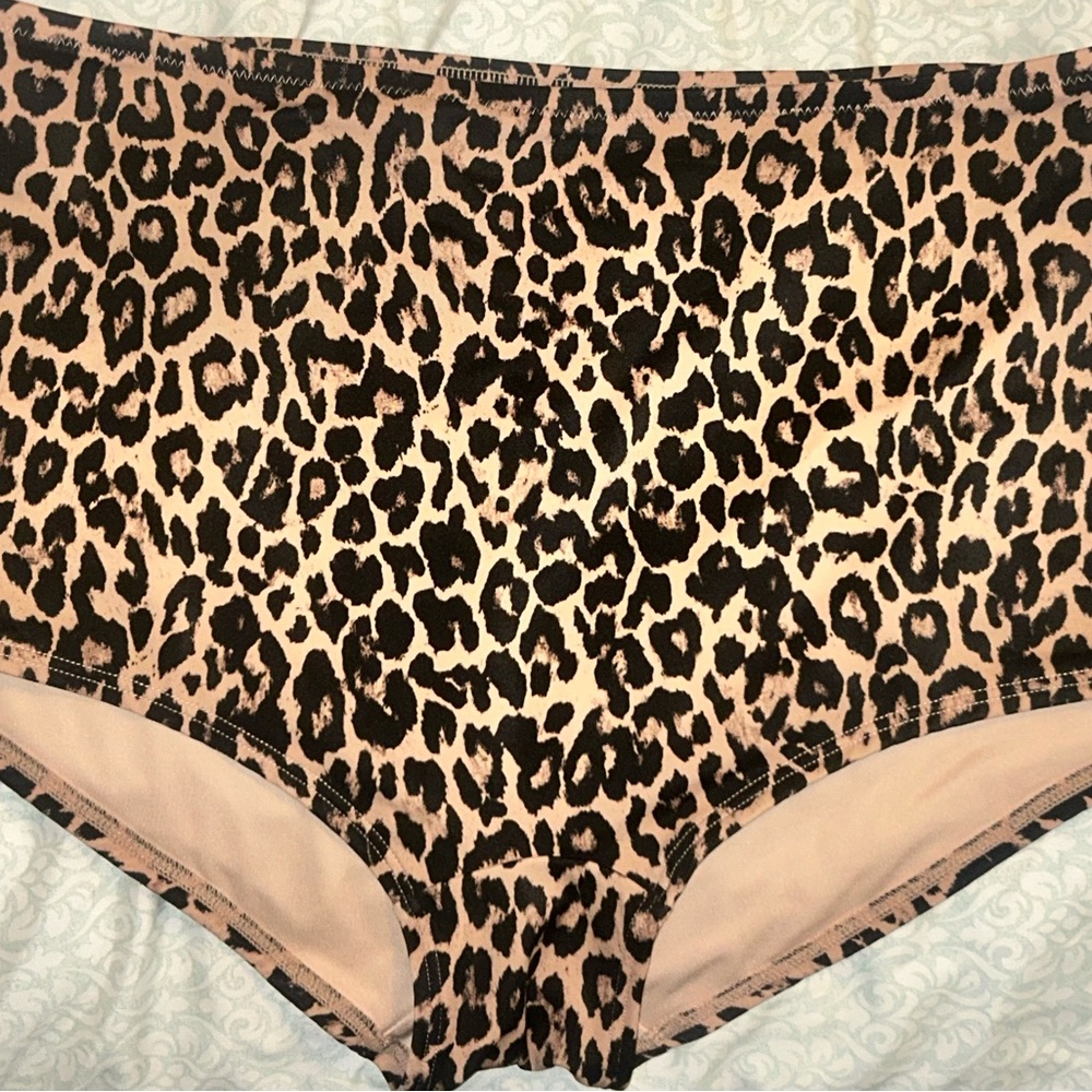 Leopard Print Women's Victoria’s Secret Swim Bottom